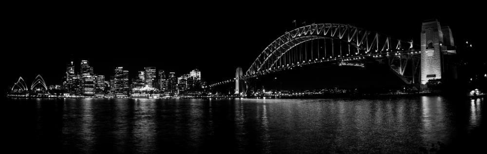 SydneyNightSkylinePanBW1of1