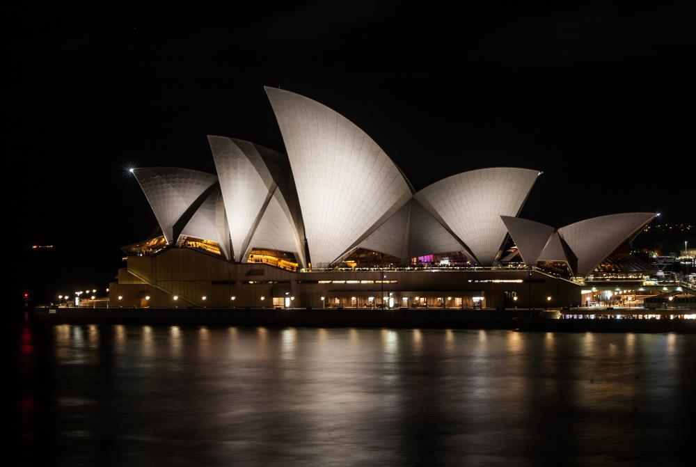 SydneyOperaHouseNight1of1